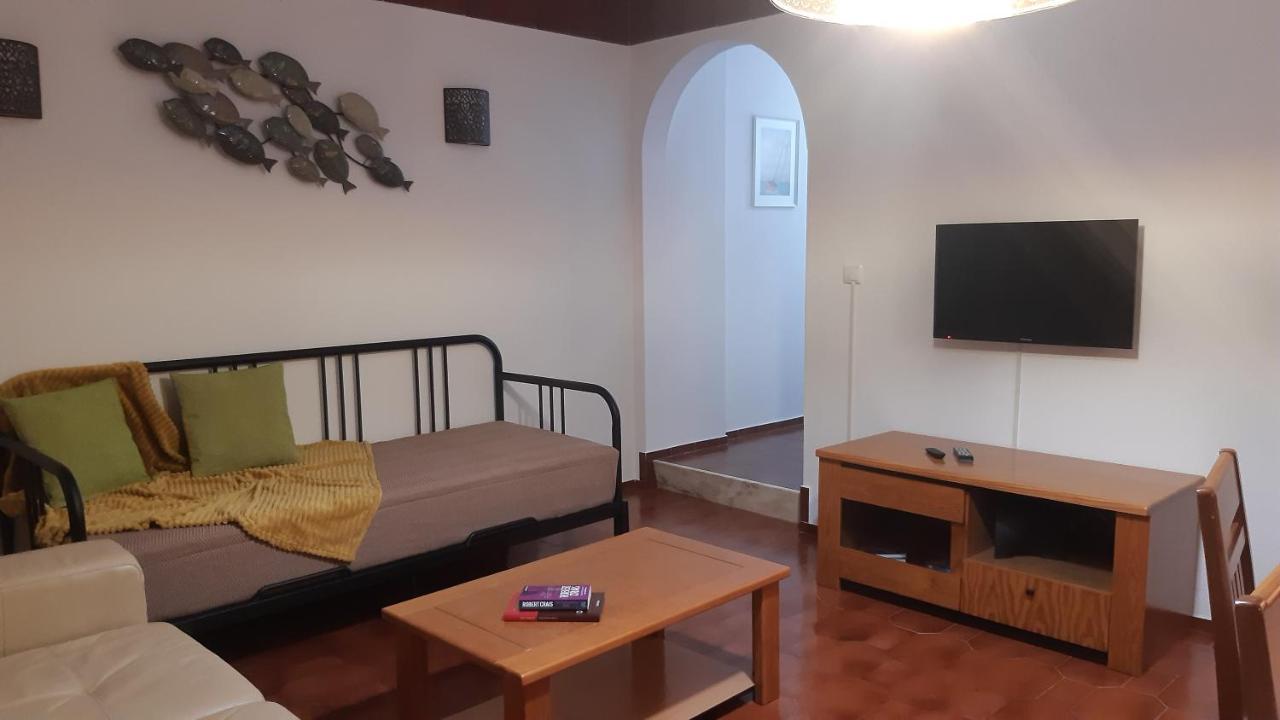Joanita Beach Apartment Holidays Лагос Екстериор снимка